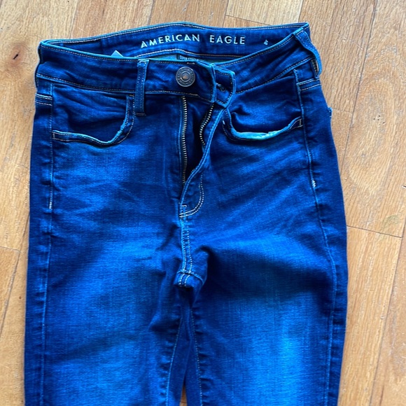 AE Skinny Jeans size 2 - Picture 1 of 6